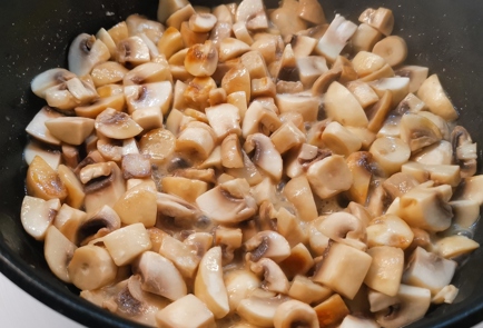 Фото шага рецепта Кетоспагетти с грибами 174870 шаг 2  