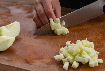 Фото шага рецепта Классический оливье с колбасой и яблоком 175170 шаг 8  