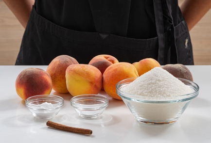 Фото шага рецепта Компот из персиков на зиму 174213 шаг 1  