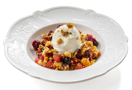 Фото шага рецепта Крамбл из яблок и клюквы 190685 шаг 10