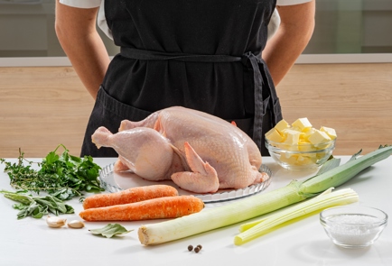 Фото шага рецепта Курица в духовке с пряным маслом 175372 шаг 1  