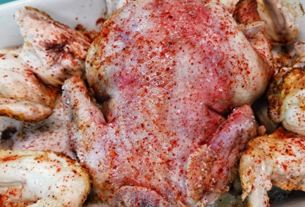 Фото шага рецепта Курица в специях на солевой подложке 152581 шаг 9  