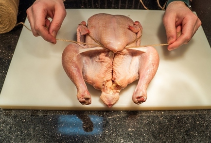 Рецепт: Запеченная курица целиком в духовке