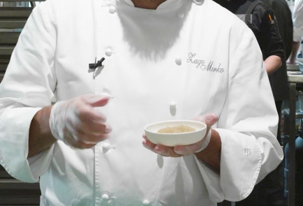 Фото шага рецепта Куриные котлеты с соусом из ряженки 174616 шаг 1  