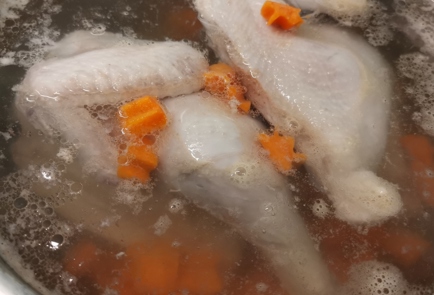 Фото шага рецепта Куриный суп с грибами 175405 шаг 8  