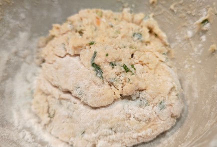 Фото шага рецепта Куриный суп с сырными клецками 190912 шаг 9  