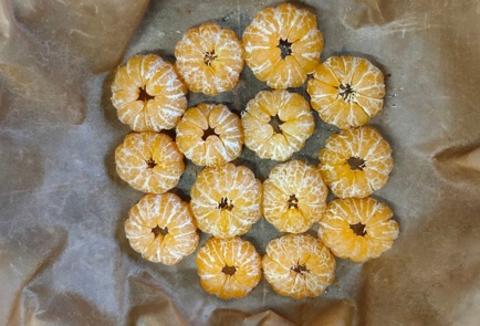 Фото шага рецепта Манник с мандаринами 175335 шаг 9  