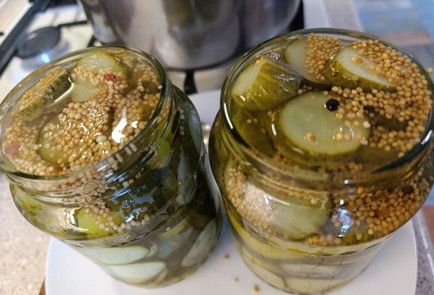 Фото шага рецепта Маринованные огурцы пофински с болгарским перцем 190835 шаг 13  