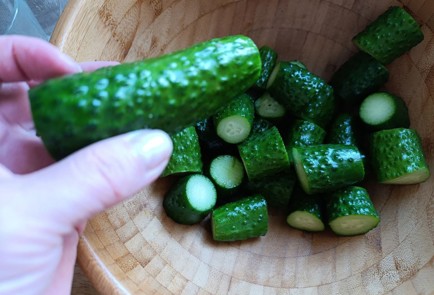 Фото шага рецепта Маринованные огурцы пофински 190834 шаг 3  
