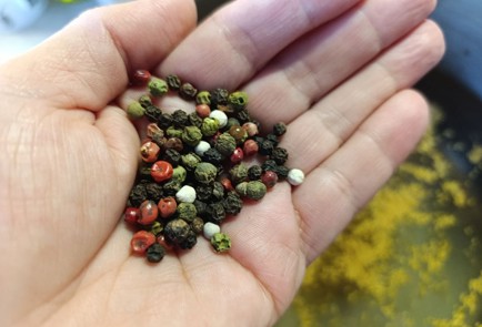 Фото шага рецепта Маринованные огурцы пофински 190834 шаг 9  