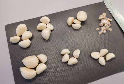 Фото шага рецепта Маринованные помидоры 190886 шаг 1  