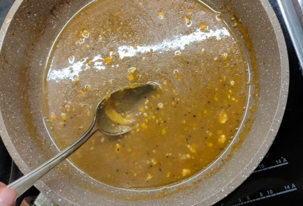 Фото шага рецепта Медальоны из говяжьей вырезки в медовогорчичном соусе с лимонным перцем 174222 шаг 8  
