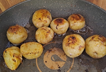 Фото шага рецепта Молодой картофель в мундире 186463 шаг 10  