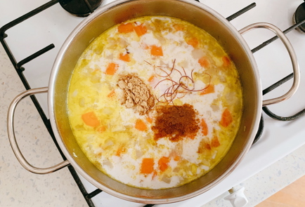 Фото шага рецепта Морковный суп с кокосовыми сливками 151246 шаг 4  