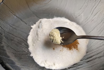 Фото шага рецепта Морковные кексы 190746 шаг 6  