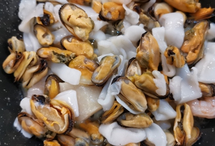Рецепт приготовления салата из морского коктейля из морепродуктов «Морской владыка»