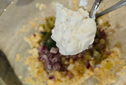 Фото шага рецепта Намазка на хлеб из яиц 190729 шаг 8  