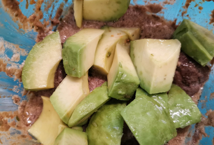 Фото шага рецепта Нежный паштет с авокадо 151945 шаг 6  