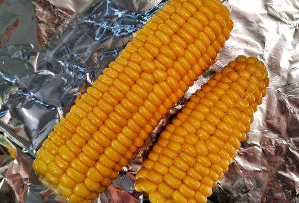 Фото шага рецепта Нежная кукуруза варенная в сливочном масле 151348 шаг 7  