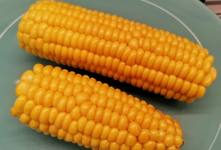 Фото шага рецепта Нежная кукуруза варенная в сливочном масле 151348 шаг 9  