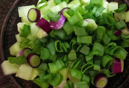 Фото шага рецепта Нежный салат с адыгейским сыром 173689 шаг 3  