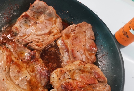 Фото шага рецепта Нежный стейк из свиной шеи 174868 шаг 10  