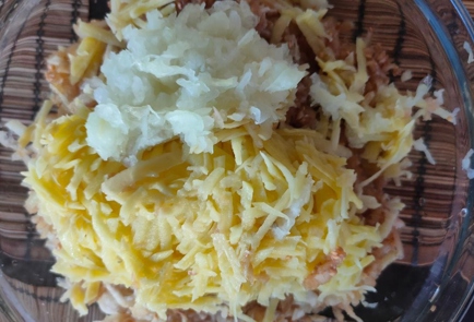 Фото шага рецепта Оладьи из баклажана и картофеля 174970 шаг 5  