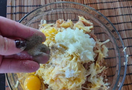 Фото шага рецепта Оладьи из баклажана и картофеля 174970 шаг 8  