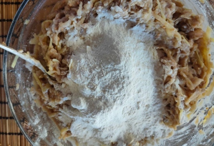 Фото шага рецепта Оладьи из баклажана и картофеля 174970 шаг 9  