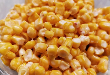 Фото шага рецепта Острая консервированная кукуруза с майонезом 152400 шаг 5  