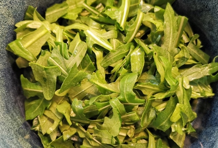 Фото шага рецепта Овощной салат с вялеными томатами 173334 шаг 2  