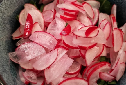 Фото шага рецепта Овощной салат с вялеными томатами 173334 шаг 3  