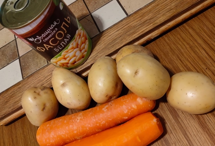 Фото шага рецепта Овощной суп с фасолью 175322 шаг 1  