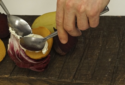 Фото шага рецепта Овощные закуски с творожным сыром 81280 шаг 2  