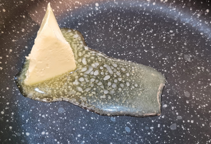 Фото шага рецепта Овощное рагу с сыром дорблю и пармезаном 151762 шаг 3  