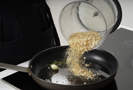 Фото шага рецепта Паста казаречче с грибами и трюфельным маслом 173379 шаг 4  