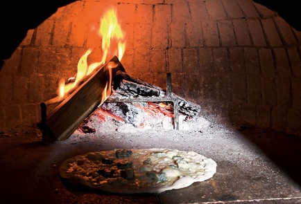 Фото шага рецепта Пицца с голубым сыром и грушей 17885 шаг 3  