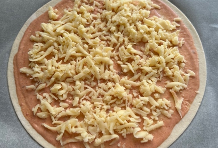 Фото шага рецепта Пицца с сосисками 174266 шаг 14  