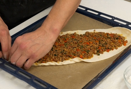 Фото шага рецепта Турецкая пицца пиде 137411 шаг 7  