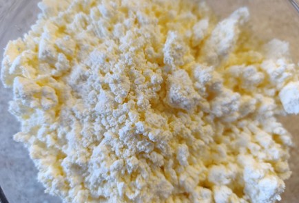 Фото шага рецепта Пирог с творогом и грушами 190864 шаг 2  