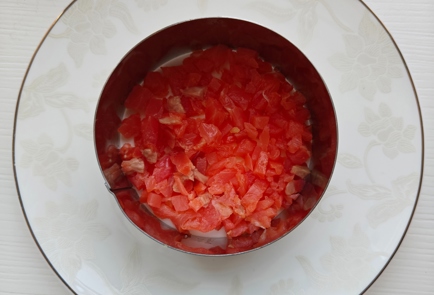 Фото шага рецепта Праздничный салат с семгой 175341 шаг 9  