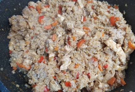 Фото шага рецепта Пшеничная каша с курицей 190893 шаг 11