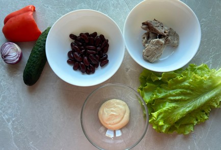 Фото шага рецепта Ролл с салатными листьями 186556 шаг 1  