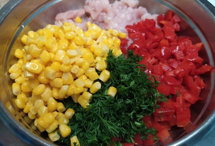 Фото шага рецепта Рубленые котлеты из куриной грудки 190734 шаг 4