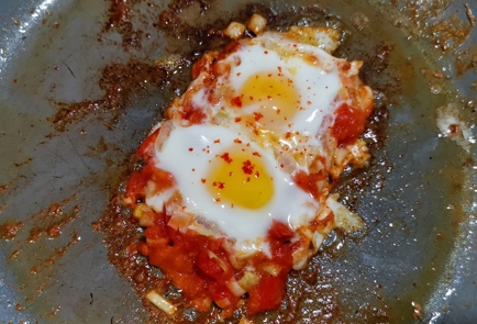 Фото шага рецепта Рулетик из ветчины с яичносырной начинкой 173713 шаг 8  
