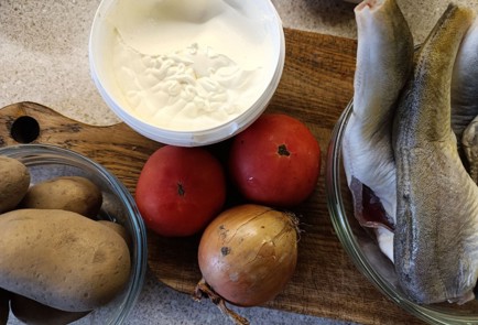 Фото шага рецепта Рыба пофранцузски с помидорами 190873 шаг 1  