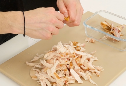 Сочный салат с копченой курицей – пошаговый рецепт приготовления с фото