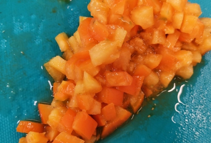 Фото шага рецепта Салат из помидоров и баклажанов со сметаной 152639 шаг 7  