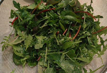 Фото шага рецепта Салат с куриной печенью и апельсином 190883 шаг 3  