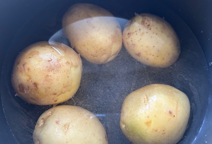 Фото шага рецепта Салат с луком и картофелем 174272 шаг 2  